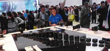 CES 2014. Предварительный обзор Android-камеры Samsung Galaxy Camera 2