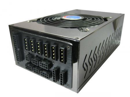 Блок питания на 1600 Вт так и просится в ваш ПК?
