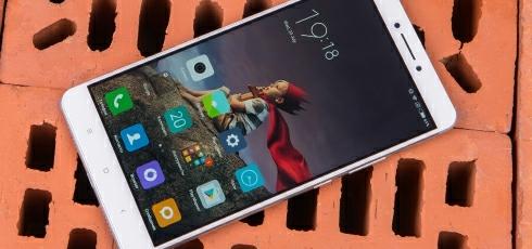 Обзор Xiaomi Mi Max: большой экран и мощный аккумулятор в тонком корпусе 