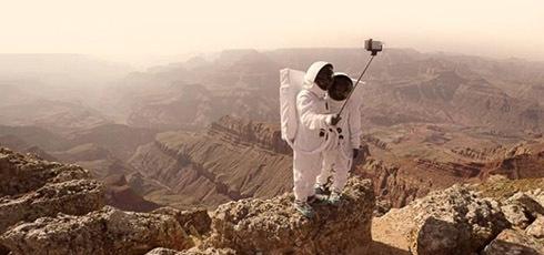 Главные новинки апреля 2016: камеры и оптика