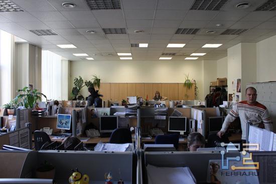 Зал отдела поддержки VIP-клиентов