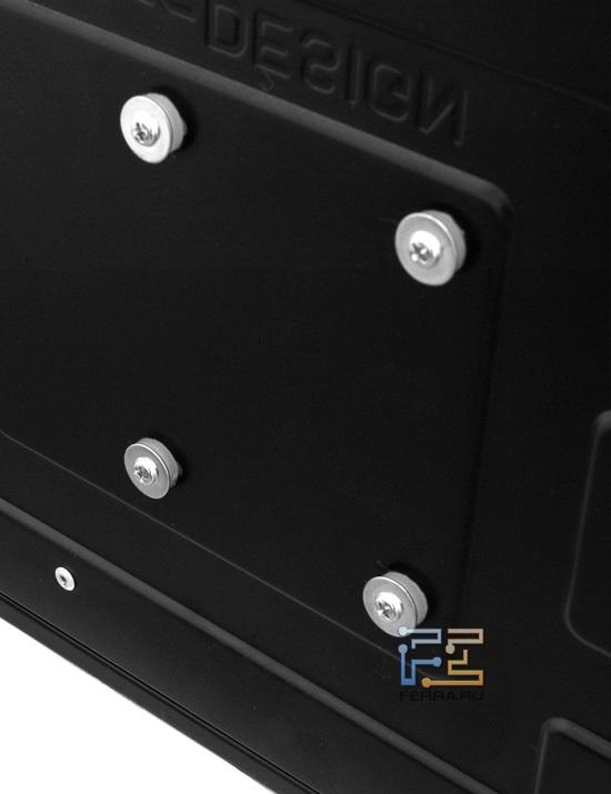 На днище можно закрепить SSD