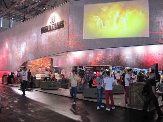 На GamesCom 2011 «танки» грохотали…