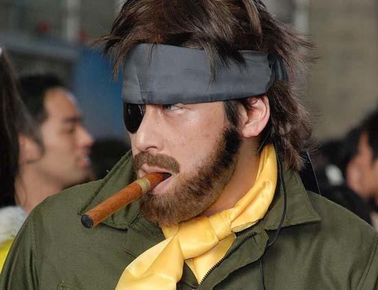 Видно, что юноша полностью вошел в роль