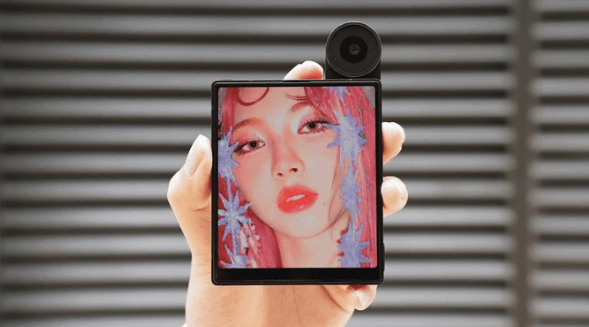 Мини-смартфон с ИИ и бесплатным интернетом MindOne Pro собрал нужную сумму