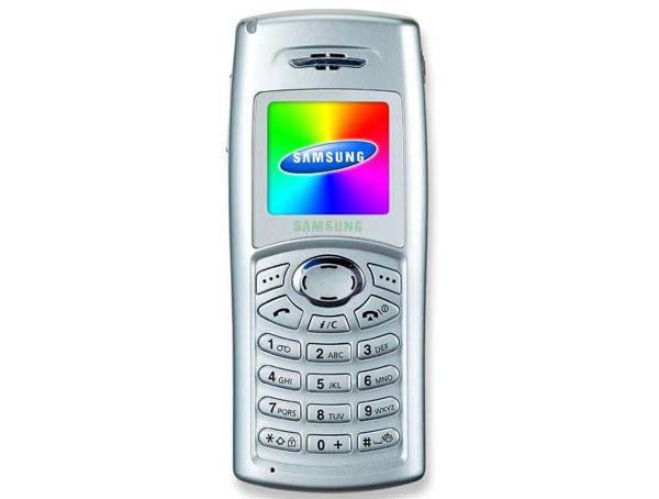 Этот телефон превратил Самсунг из неудачника в «царя горы» — Samsung C100