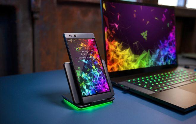 Почему смартфон так и не заменил компьютер, хотя нам давно это обещали