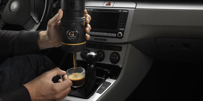 Кофеварка в автомобиль