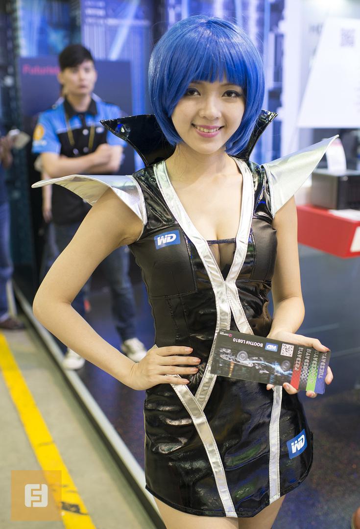 WD получает приз зрительских симпатий за особый стиль выставочных девочек