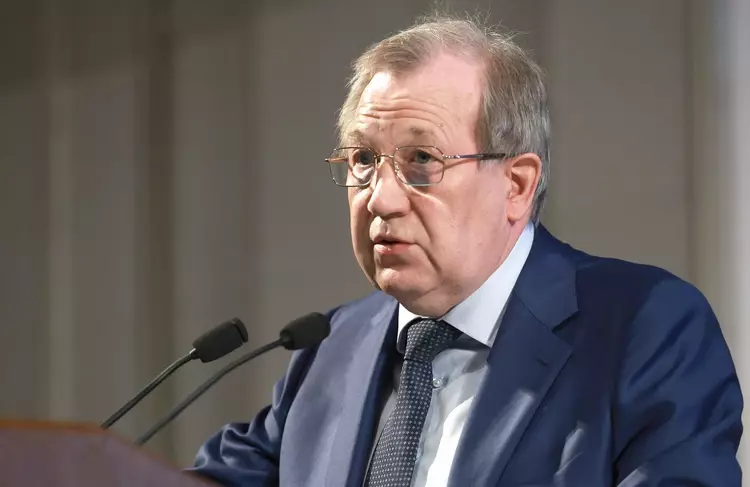 Президент РАН Геннадий Красников во время общего собрания членов РАН