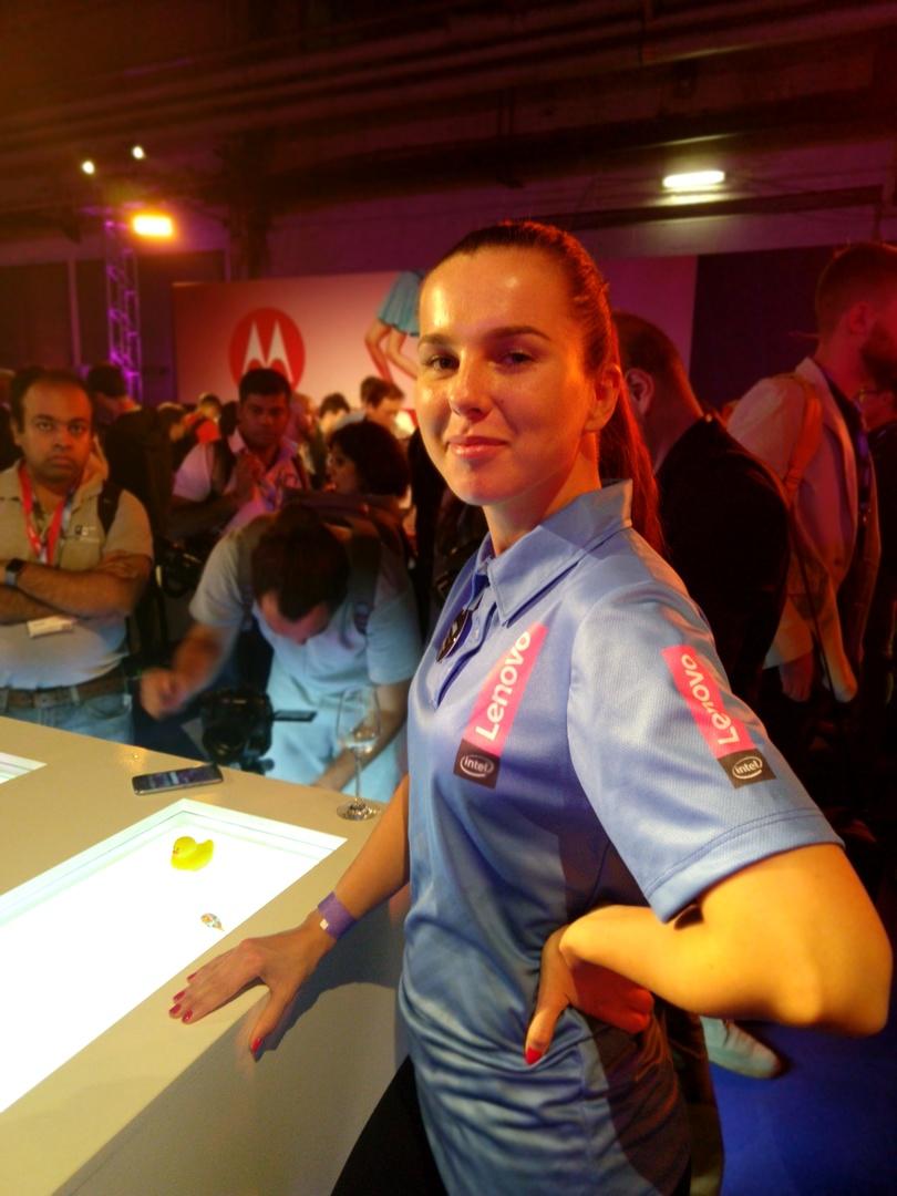 Пример фото на тыловую камеру Moto X4