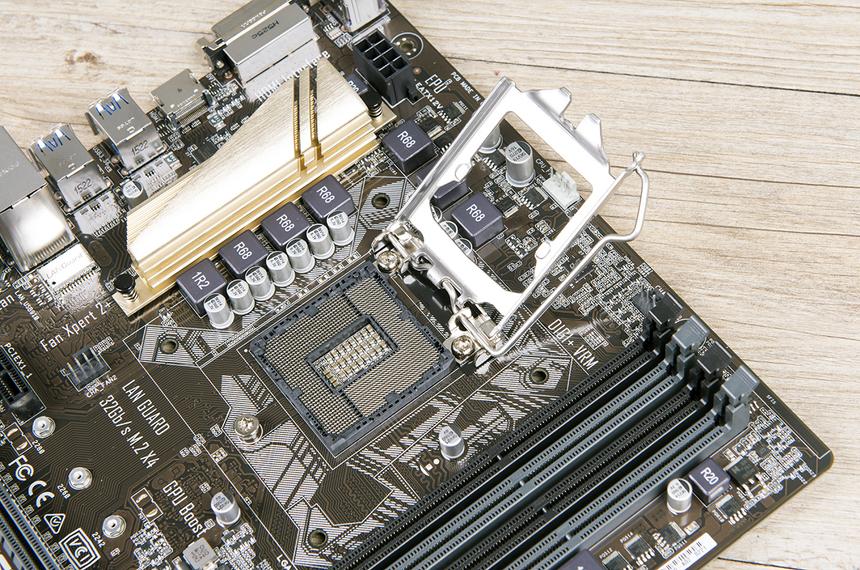 Как установить процессор Intel