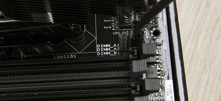 Как установить оперативную память