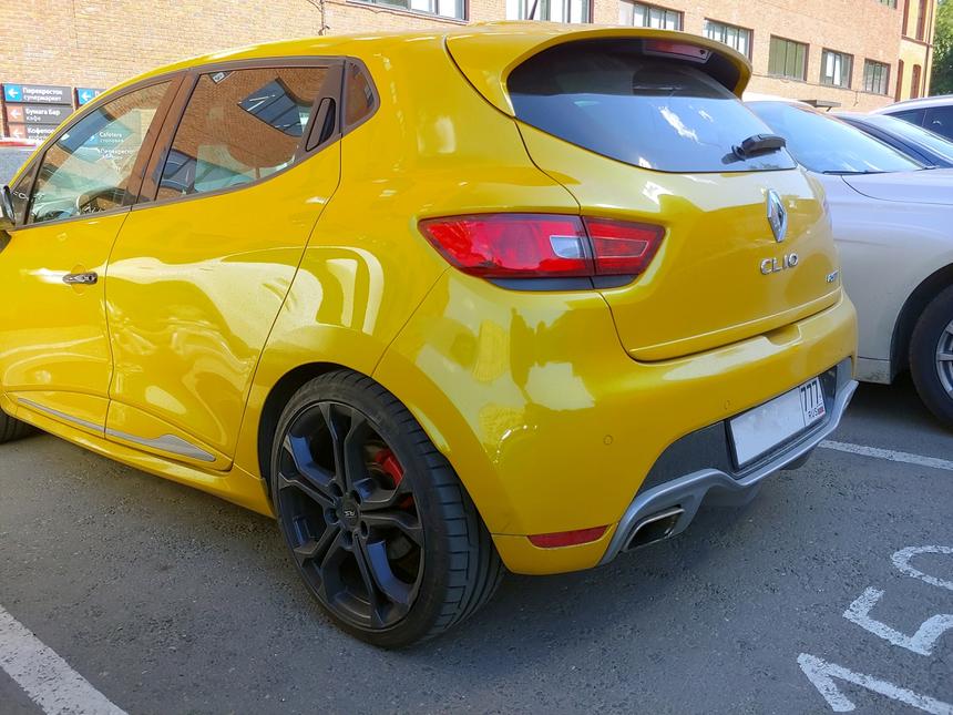 Фото на тыловую камеру LG G7