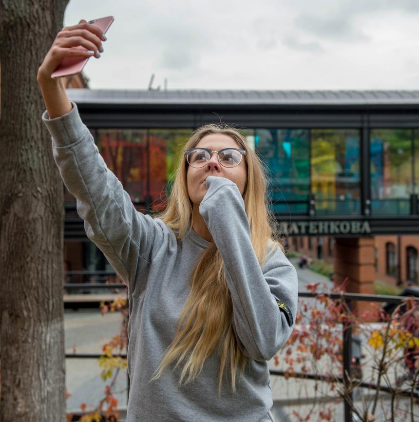 Обзор смартфона Oppo R11: хорош во всём, но особенно в фото