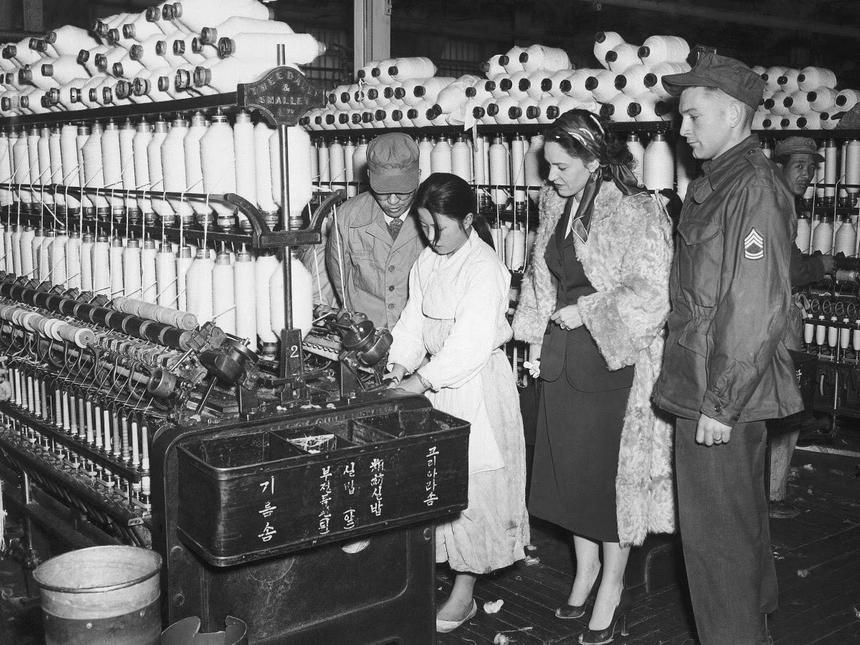 Винтовки, лапша, самолёты: с чего начинали крупнейшие производители домашней техники