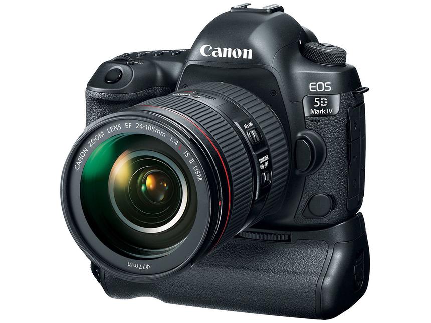 Canon EOS 5D Mark IV с кит-объективом и батарейной ручкой