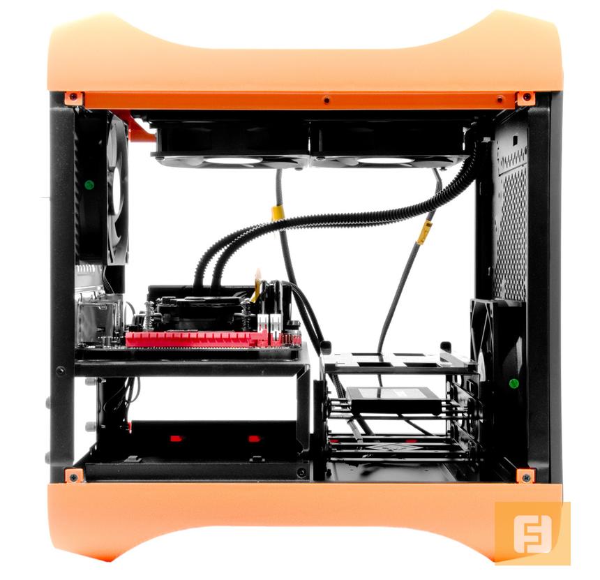 Пример установки двухсекционной необслуживаемой системы водяного охлаждения в корпусе BitFenix Prodigy