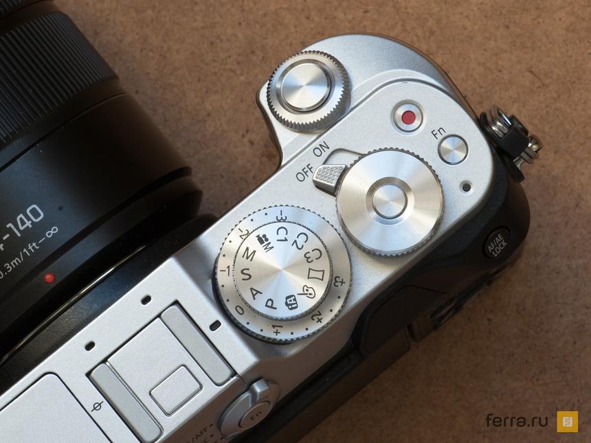 Органы управления на верхней панели Lumix GX8