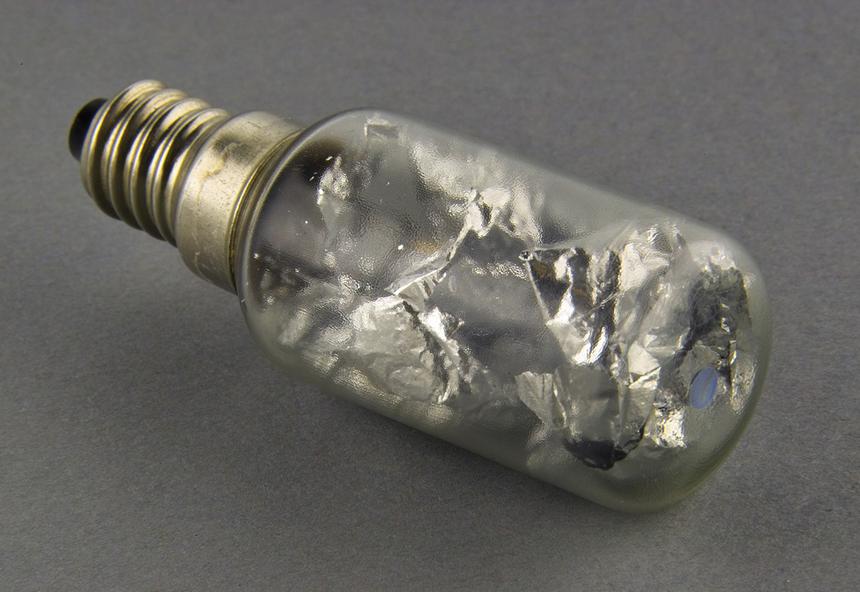 Более компактная модель лампы-вспышки