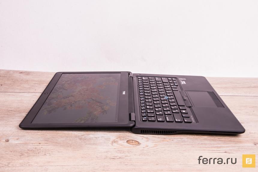 Dell Latitude E7450 в раскрытом состоянии