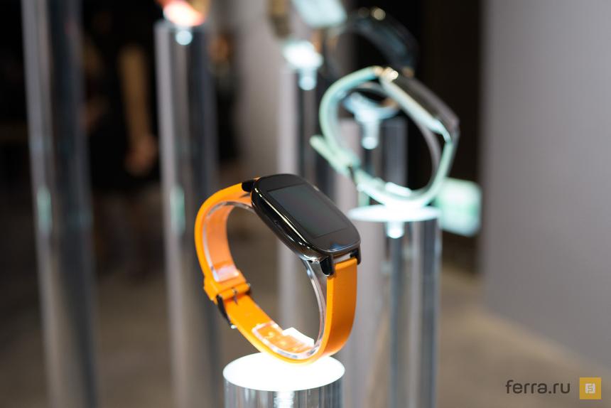 ASUS ZenWatch 2 со спортивными ремешками