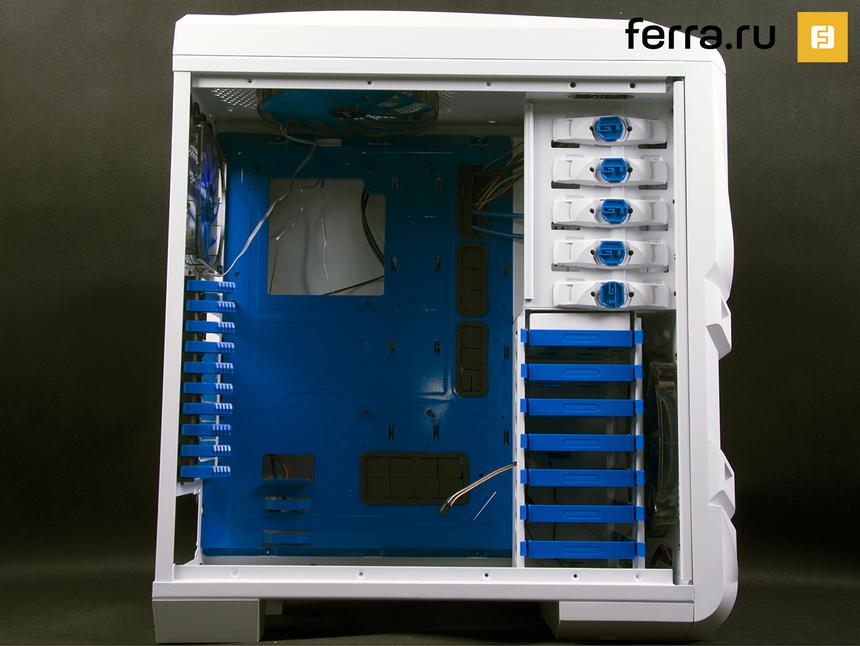 Aerocool GT-S White Edition, вид сбоку без дверцы