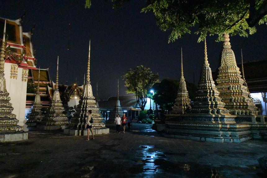 Nikon1 V3, ISO 5600, 10 мм F5.6, 1/30 c