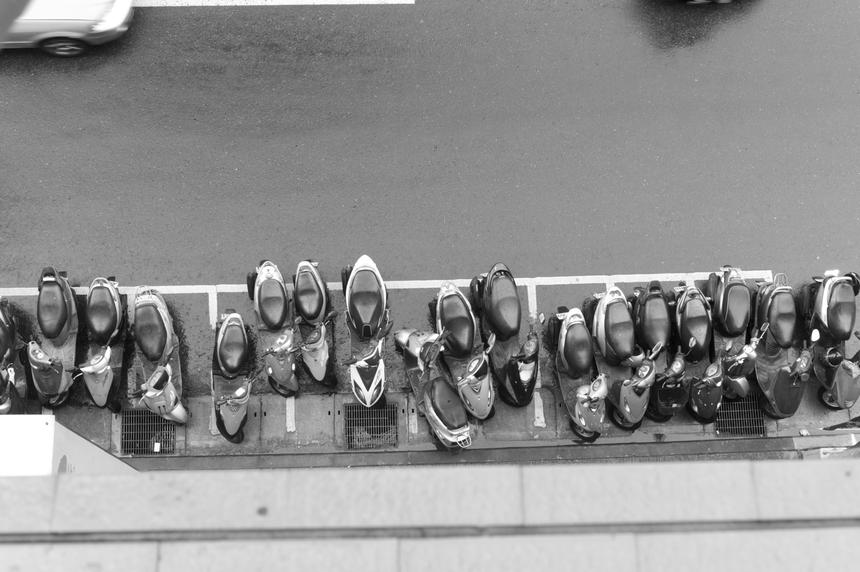 Leica M Monochrom, 50 мм, f/9.5, ISO 1000, 1/60 c