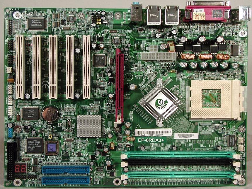 EPoX EP-8RDA3+