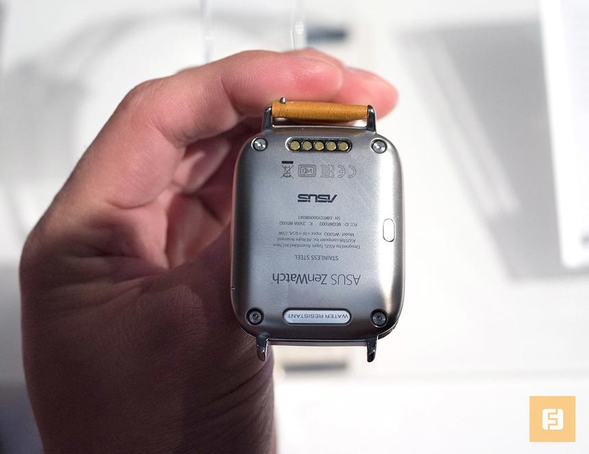 ASUS ZenWatch на выставке IFA 2014