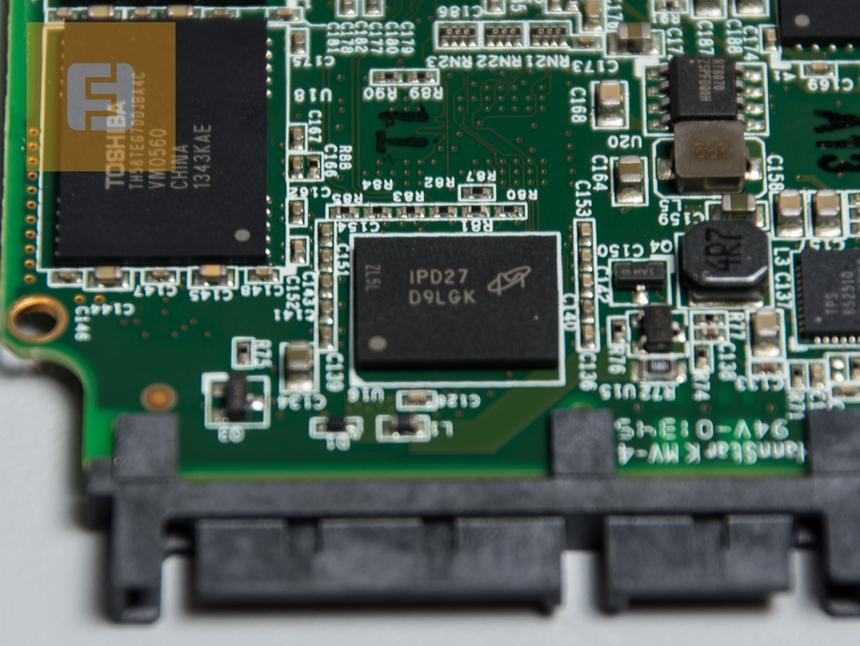 Схема памяти Micron D9LGK на тыльной стороне платы