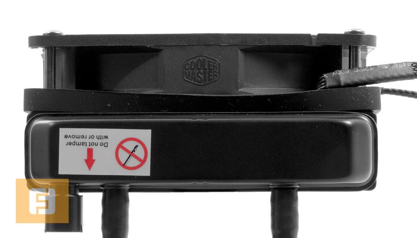 Cooler Master Seidon 240M в собранном виде