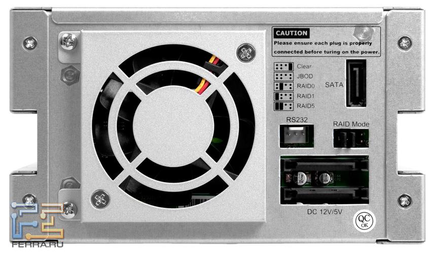 Удобно, что схема переключения режимов с помощью джамперов записана прямо на корпусе