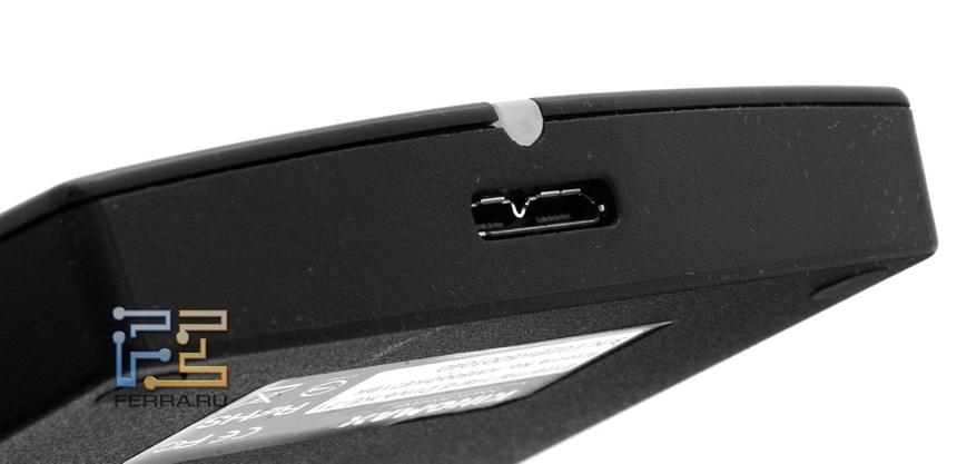 Розетка USB 3.0 Micro-B на торце внешнего жёсткого диска Kingmax KE-71