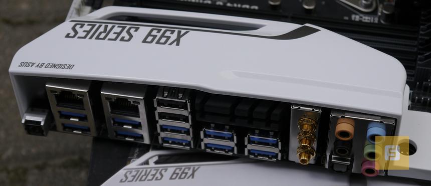 ASUS X99-DELUXE, I/O-панель