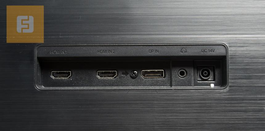 Разъемы Samsung U28D590D