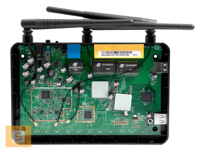 Системная плата ZyXEL Keenetic Ultra с двумя чипами для Wi-Fi 2,4/5 ГГц