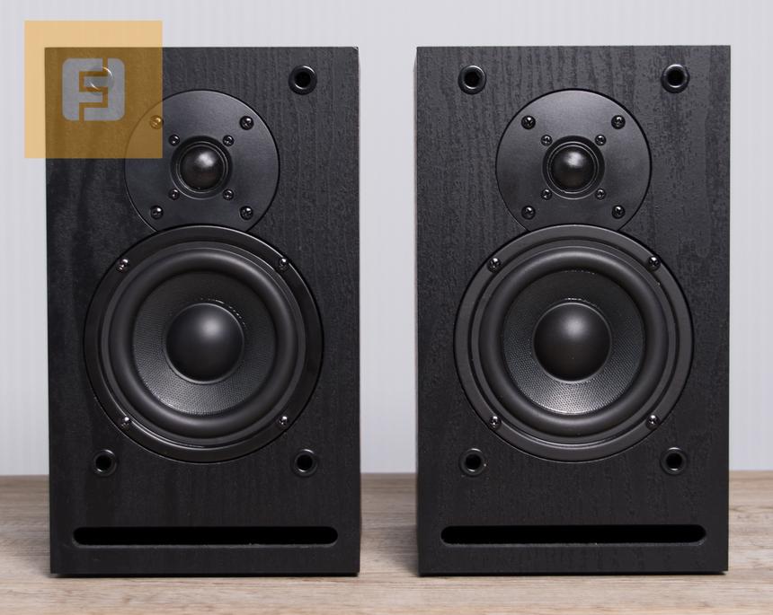 Динамики кажутся вполне качественными для такой цены