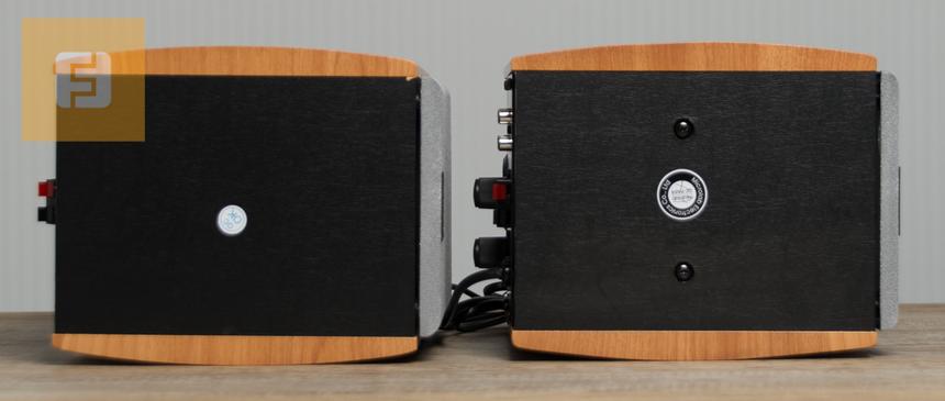 Почему-то нет резиновых ножек