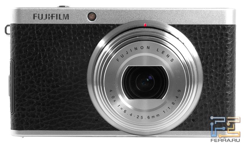 Объектив Fujifilm XF1 в рабочем состоянии