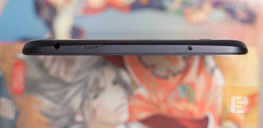 Верхняя грань LG G Pad 8.3