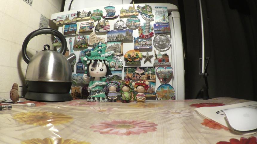 Стандартный угол обзора, разрешение снимка 8 Мп