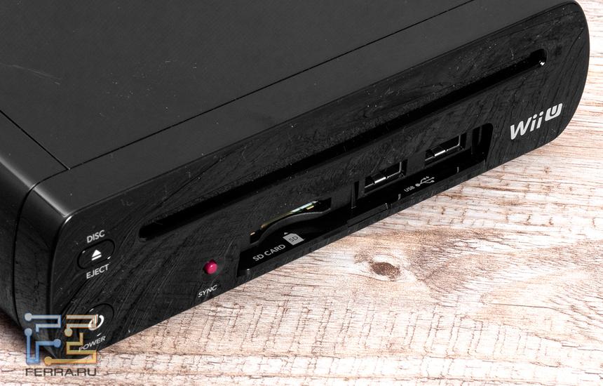 Кардридер и USB на передней грани Nintendo Wii U