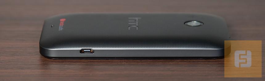 Левая боковая грань корпуса HTC Desire 200