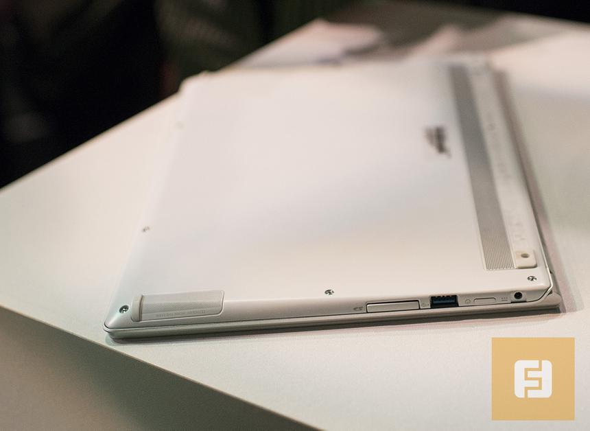 Нижняя сторона корпуса Acer Aspire S7