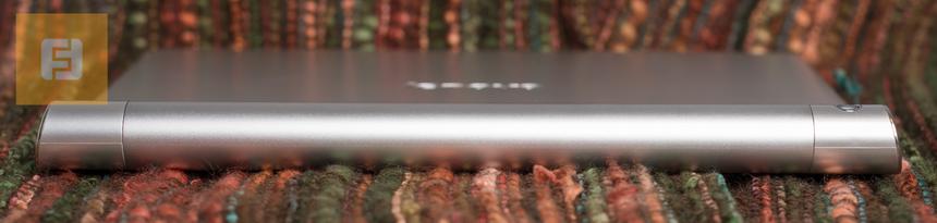 Верхняя грань Lenovo Yoga Tablet 10