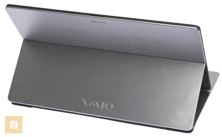 Необычная крышка Sony VAIO Fit 15A multi-flip