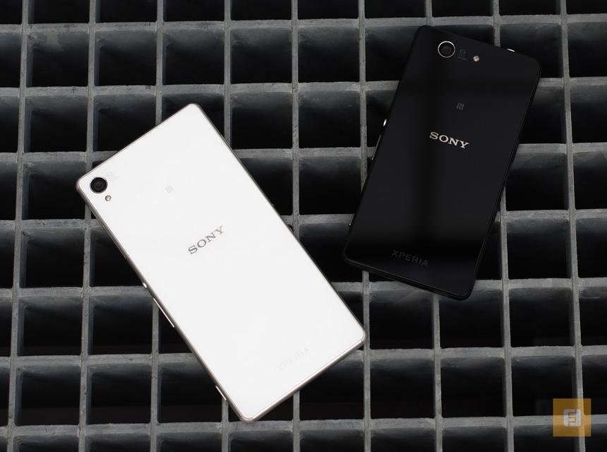 Sony Xperia Z3 и Xperia Z3 Compact, задние панели