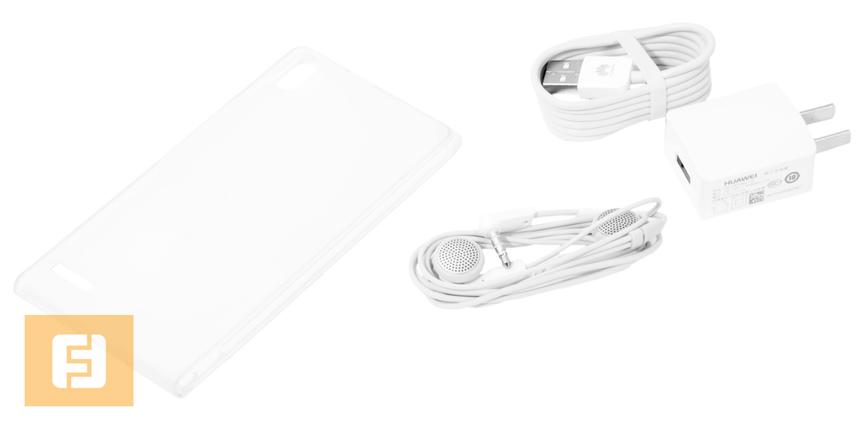 Комплект поставки Huawei Ascend P6. Слева — силиконовый чехол